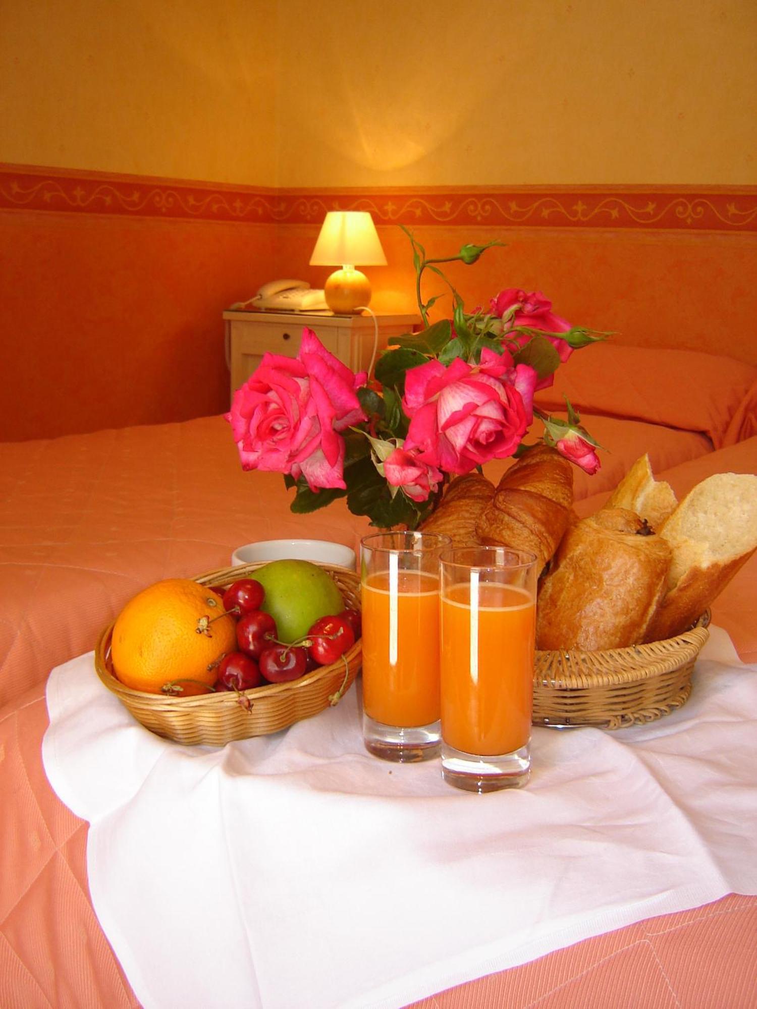 The Originals City, Hotel Le Cheval Rouge, Tours Ouest Villandry Εξωτερικό φωτογραφία